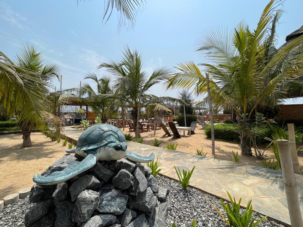 Blue Turtle Hotel Lomé Exterior foto